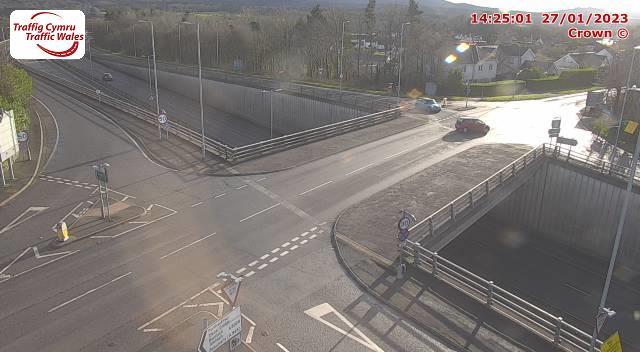 J8 Pant Lodge (Eastbound)