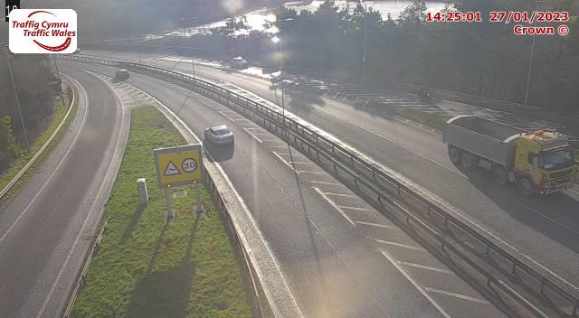 J8a Britannia Bridge (Island) Eastbound