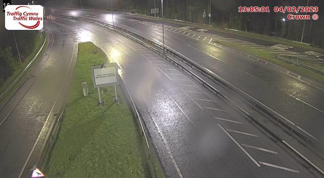 J8a Britannia Bridge (Island) Eastbound
