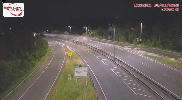 J8a Britannia Bridge (Island) Eastbound