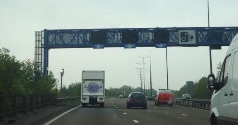 Electronic signals on overhead gantry