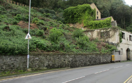 Retaining wall at A5 Llangollen