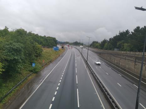 cars on m4 junction 25 to junction 25a