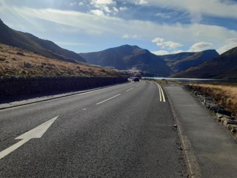 A5 Ogwen yellow lines in the process of being installed