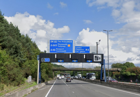 Average speed limit control on the M4 junction 24 to 28