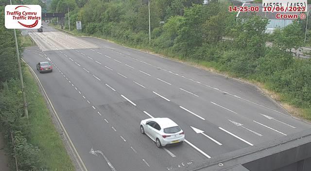 J32 West of Whitchurch Camera